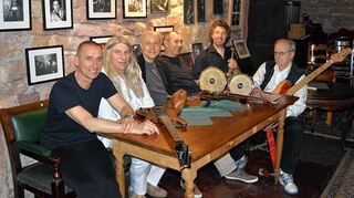 <p>Beim "MorgenJazz" spielt die Formation Livin Desert.</p>
