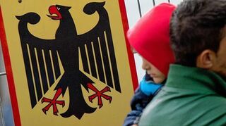 <p>Die Zahl der in Mannheim untergebrachten Flüchtlinge pendelte in den vergangenen Wochen zwischen 12 000 und 16 000. In Stuttgart waren es etwa 920.</p>