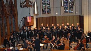 <p>Das Heinrich-Schütz-Ensemble und das Instrumentalensemble der Erlöserkirche gestalteten ein geistliches Konzert.</p>