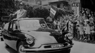 <p>Citroen DS mit General De Gaulle in Algerien 1958</p>