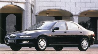 <p>Dabei setzte Mazda damals Maßstäbe in der Mittelklasse und das sogar auf dem anspruchsvollen deutschen Markt.</p>