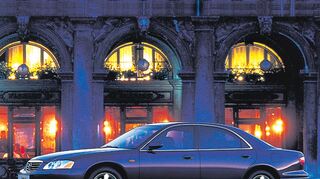 <p>Die genialen Autos waren am Markt vorbei gefahren.</p>