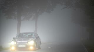 <p>Beim Kauf neuer Halogen-Glühlampen für die Scheinwerfer sollten Autofahrer nicht zu einem Billigprodukt, sondern lieber zu Markenleuchten greifen.</p>
