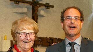 <p>Christine Stadler übergab gestern die Leitung des Förderzentrums St. Johannes an ihren Nachfolger Michael Röser.</p>