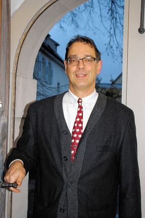 <p>Pfarrer Lothar Mößner wechselt von der Evangelischen Kirchengemeinde Schries-heim-Ost im Sommer in Richtung Karlsruhe.</p>