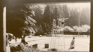 <p>Weithin gerühmte Atmosphäre: das Bad in den fünfziger Jahren.</p>