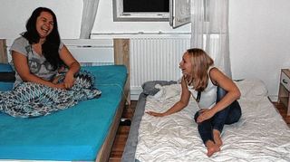 <p>Auch bei Dariane Aguiar (links) und Natalia Soboleva war unsere Autorin zu Besuch.</p>