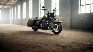 <p>mid Groß-Gerau - Die neue Road King Special von Harley Davidson ist eine Referenz an die klassischen Touring-Modelle der Marke.</p>
