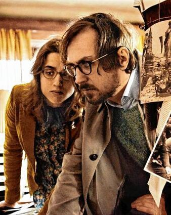 <p>Zazie (Adèle Haenel) und Totila (Lars Eidinger) arbeiten gemeinsam am Holocaust-Projekt.</p>