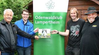 <p>Freuen sich auf einen schönen Tag im Wald (von links): Otto Edinger, Marius Schmidt, Mirko Klein und Mario Edinger.</p>