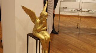 <p>Neben Werken von HAP Grieshaber ist auch dieser Engel zu sehen.</p>