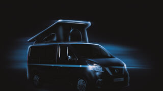 mid Groß-Gerau - Noch bringt Nissan nur wenig Licht ins Dunkel: Der Nissan NV 300 wird ab Frühjahr 2018 als Camper zur Verfügung stehen.