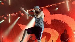 „So traurig dieser Moment ist, umso mehr wollen wir uns mit aller positiven Energie von euch verabschieden“: Irie-Révoltés-Sänger Mal Élevé in Mannheim.