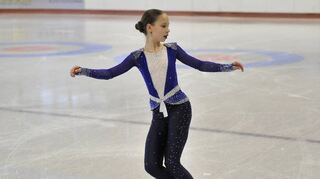 Geige und Klavier waren für Michelle Konov schnell abgehakt, die 14-Jährige ist auf dem Eis in ihrem Element.