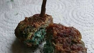 Diese Frikadelle fand eine Hundehalterin gestern früh in Hüttenfeld.