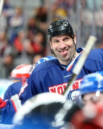 Alexander Serikow / Team Hecht    , Team Hecht vs. Team Arendt ,  Eishockey Adler Mannheim 2017 / 2018,  © Copyright: AS Sportfoto / Soerli Binder,  www. as-sportfoto.de,  MSP_2302_HechtArendt,