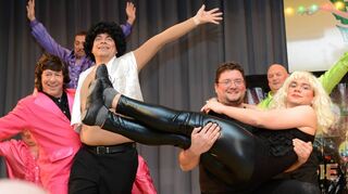 Die Löwenjäger aus Käfertal zeigten beim Lallehaag-Männerballett-Turnier eine schrille Disco-Boogie-Woogie-Show und erreichten mit ihrem stimmungsvollen Auftritt für Baden den zweiten Platz.