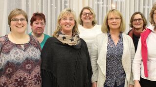 Der Vorstand des Viernheimer Frauenchors (v.l.): Heike Benz, Roswitha Wippel, Sylvia Thoms, Stephanie Schübeler, Marion Heinz, Ruth Büchler und Sigrid Haas.
