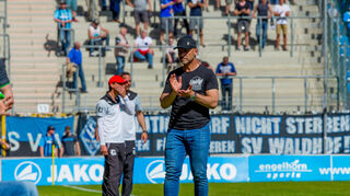 SVW-Trainer Bernhard Trares.