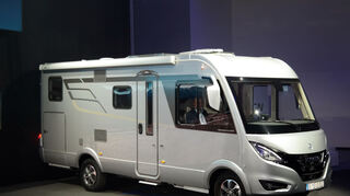 mid Bad Waldsee - Vorne Sprinter-Triebkopf, hinten Hymer-SLC-Chassis: die integrierte Variante des neuen B-Klasse ModernComfort.