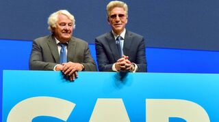 Stellen sich nach dem Unmut über Vorstandsgehälter im vergangenen Jahr erneut den Aktionären in der SAP Arena: der SAP-Aufsichtsratsvorsitzende Hasso Plattner (links) und der Vorstandssprecher Bill McDermott.