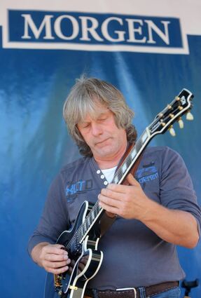 Michael Sagmeister kommt mit seinem Trio am 29. Juli auf die Sommerbühne – unser Bild entstand im vergangenen Jahr beim Morgen-Jazz in Lampertheim.