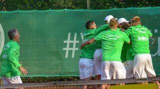 Impressionen von der Meisterfeier: Das Grün-Weiss-Team lässt seinen Emotionen freien Lauf.
