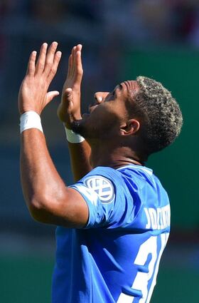 Joelinton gelangen im Pokal-Match gegen den FCK drei Treffer.