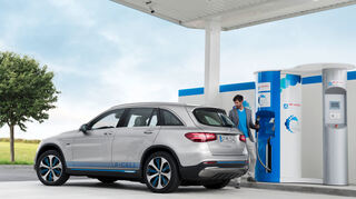 mid Groß-Gerau - Wasserstoff auf die Mühle: Mit dem GLC F-Cell hat Daimler bislang als einziger deutscher Hersteller ein Serienfahrzeug auf dem Markt.