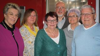 Die Sängereinheit Edingen hat einen neuen Vorstand (v.l.): Brigitte Jäger, Marie-Theres Fraas, Herbert Jung, Gerti Häfner, Elisabeth Müller und Klaus Schön. Es fehlt die Vorsitzende Erika Keller, die in Abwesenheit gewählt wurde.
