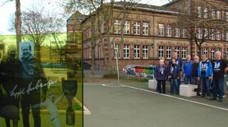 Die Mitglieder der Bürgerinitiative wünschen sich mehr Engagement von der Stadt, um den Platz sauber zu halten.