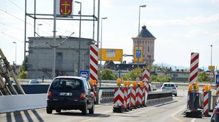 Auf der maroden Hochstraße Nord besteht eine Lkw-Sperre seit 2010. Im nächsten Jahr soll der Würfelbunker abgerissen werden.