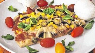 Eine Pizza ohne Käse? Das schmeckt, wie Bloggerin Vanessa alias Schürzenträgerin mit diesem Rezept beweisen will.