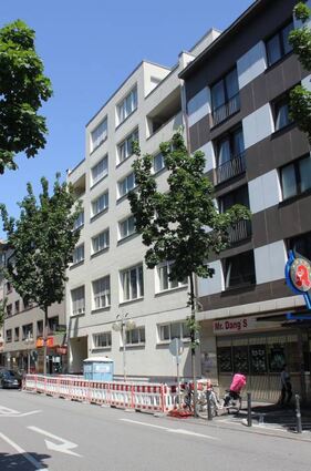 Eine größere Baustelle steht auf den Planken an: In O 7 wird die bisher von New Yorker genutzte Ladenfläche neu aufgeteilt. Dort soll unter anderem Zalando einziehen, der Eingang wird aber hier auf der Rückseite in der Kunststraße sein.