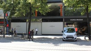 Eine größere Baustelle steht auf den Planken an: In O 7 wird die bisher von New Yorker genutzte Ladenfläche neu aufgeteilt. Dort soll unter anderem Zalando einziehen, der Eingang wird aber auf der Rückseite in der Kunststraße sein.