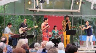 Die Nativa Brasiliera Band unterhielt die rund 120 Besucher im Glashaus rund zwei Stunden lang.