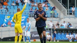 Maurice Deville bejubelt den ersten Waldhof-Treffer in der 3. Liga.
