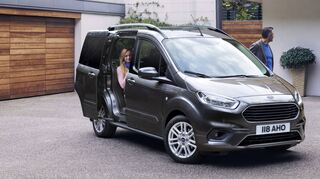 Der Courier ist der Kompakteste der Ford Tourneo-Familie. Der Van bietet fünf Personen Platz. Seine Modell-Brüder Connect und Custom haben bis zu sieben, respektive neun Sitzplätze.