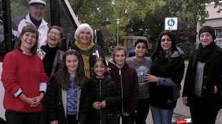 Busstopp bei der irakischen Familie, die ihre Geschichte erzählt.