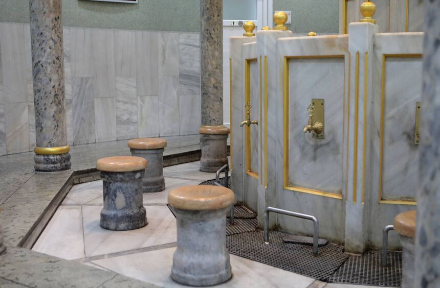 Im Waschraum reicht Muslimen Mannheimer Leitungswasser - Mannheim