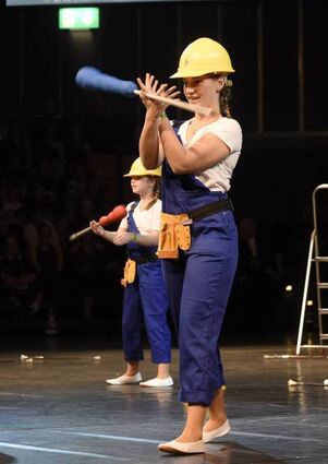 Die akrobatischen „Handwerkerinnen“ der MuSg Heltersberg.