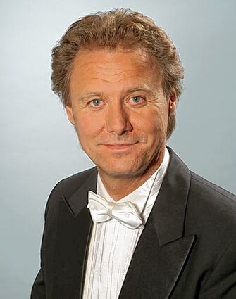 <p>Scheidet vorzeitig beim KKO aus: Dirigent Stephan Fraas.</p>