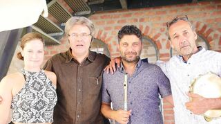 Anni Fast, Rainer Kröhn, Bora Korkmaz und José Pedro (v.l.) gehören zur Besetzung der Windflüchter.