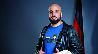 Der in Bielefeld geborene Abdelkarim spielt am 16. Januar im Mannheimer Capitol sein zweites Bühnenprogramm „Staatsfreund Nr. 1“.