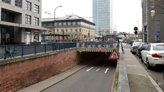 Blick in den Suezkanal am Mannheimer Hauptbahnhof.