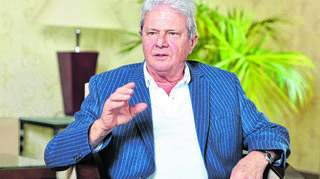 Seit Anfang der 1990er-Jahre unterstützt Dietmar Hopp die TSG Hoffenheim. Auch Regionalligist Astoria Walldorf, der Golf-Club St. Leon-Rot und diverse Nachwuchssport-Programme profitieren im Sport von den Milliarden des Heidelbergers.