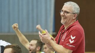 TVL-Coach Achim Schmied befindet sich mit seinem Team gerade in einer Trainingspause.