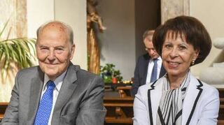 Roland Hartung, ehemaliger MVV-Chef, mit Ehefrau Angelika.