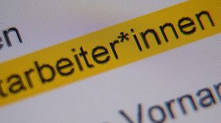 Das Gendersternchen wird immer beliebter. Im Bild: eine Handreichung der Stadt Stuttgart mit Hinweisen zur Umsetzung der geschlechtersensiblen Sprache