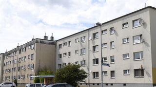 Die „weißen Blöcke“ in der Bayreuther Straße sollen umfassend saniert werden.